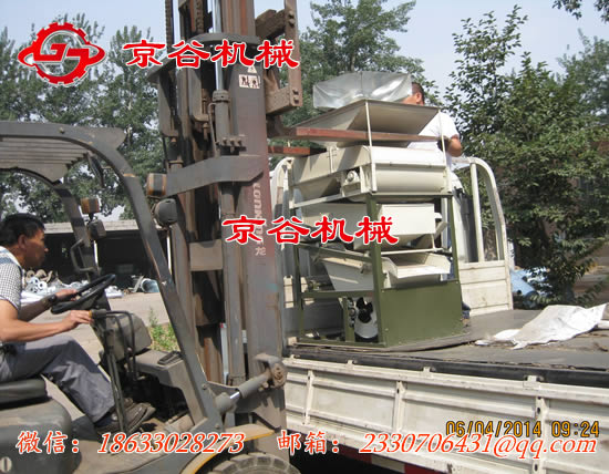 石磨面粉机发货案例-02.jpg
